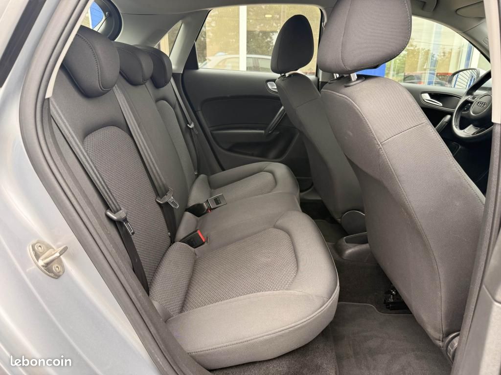 AUDI A1 Sportback 1.6 TDi - 116 - BV S-Tronic Ambiente (image 14)