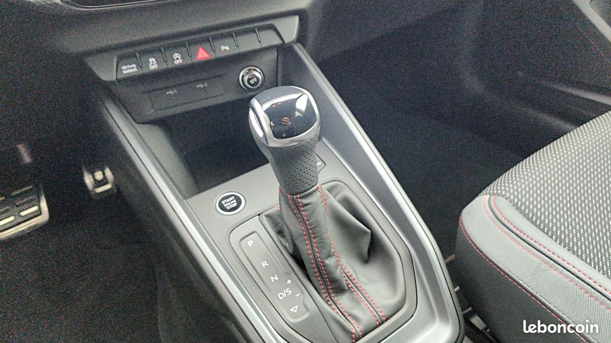 AUDI A1 Sportback 35 TFSI 150 ch S tronic 7 S Line (image 15)