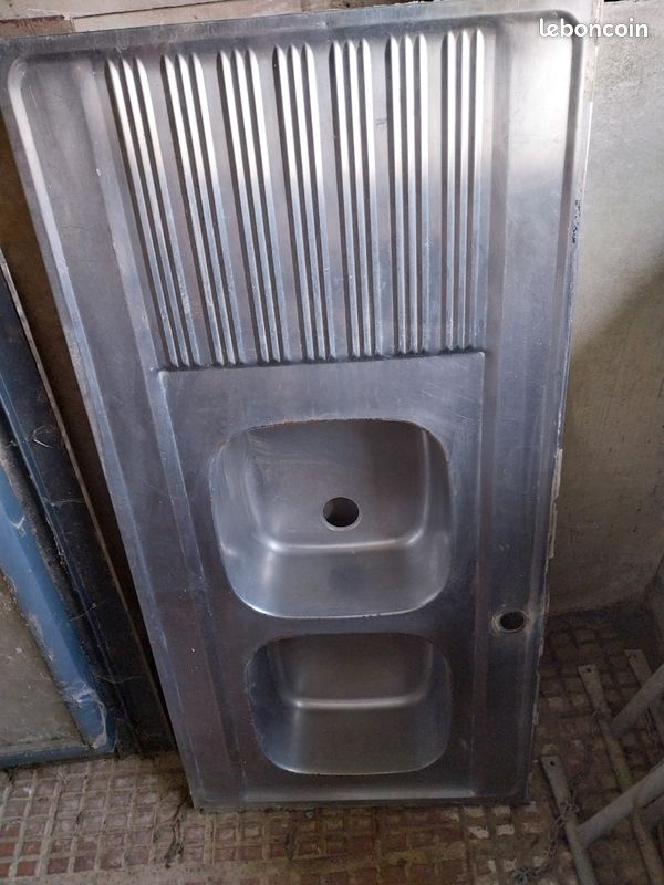 Evier en inox (image 1)