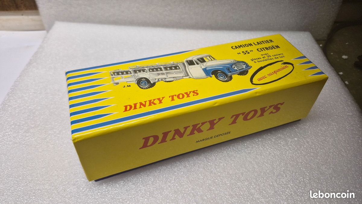 Dinky Toys Camion laitier citroen 55 ref 586