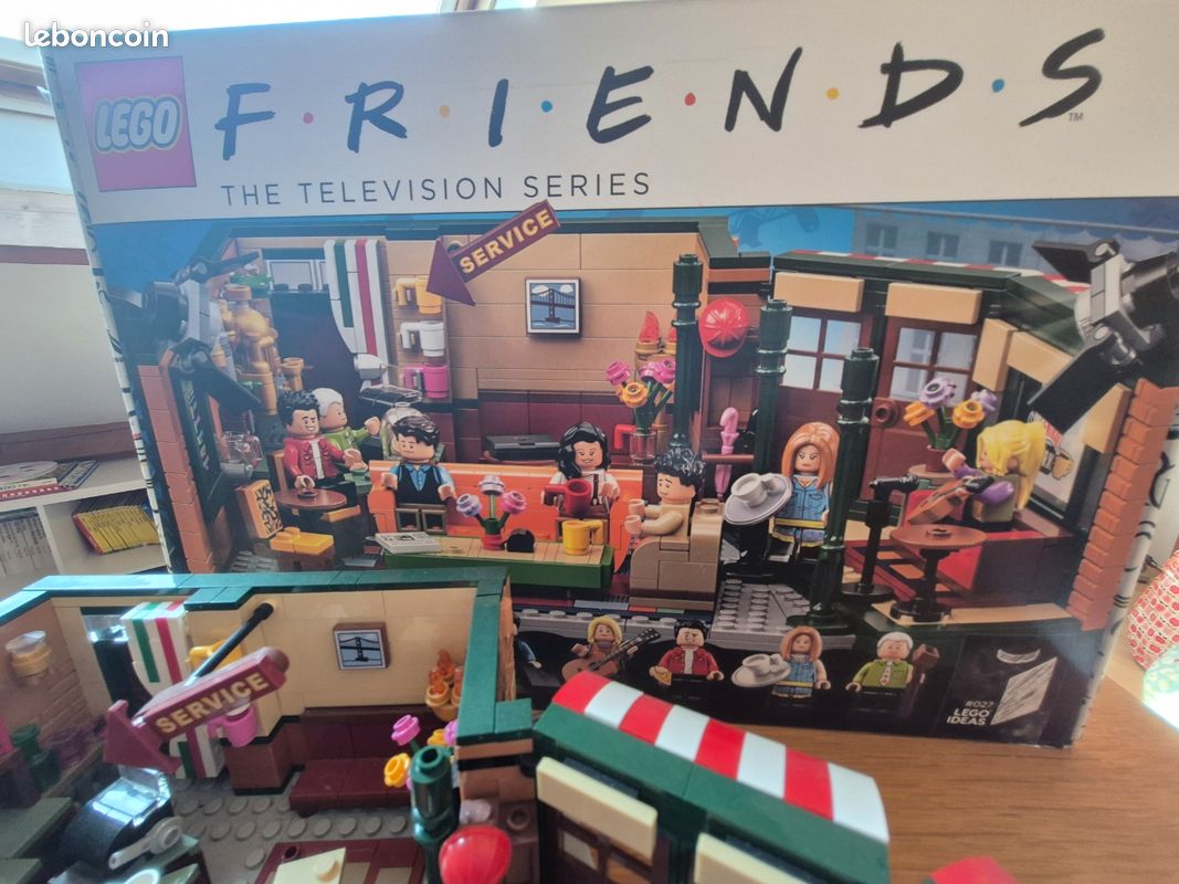 Television Series Lego Central Perk Ã¡r Lot Of Lego City Sets