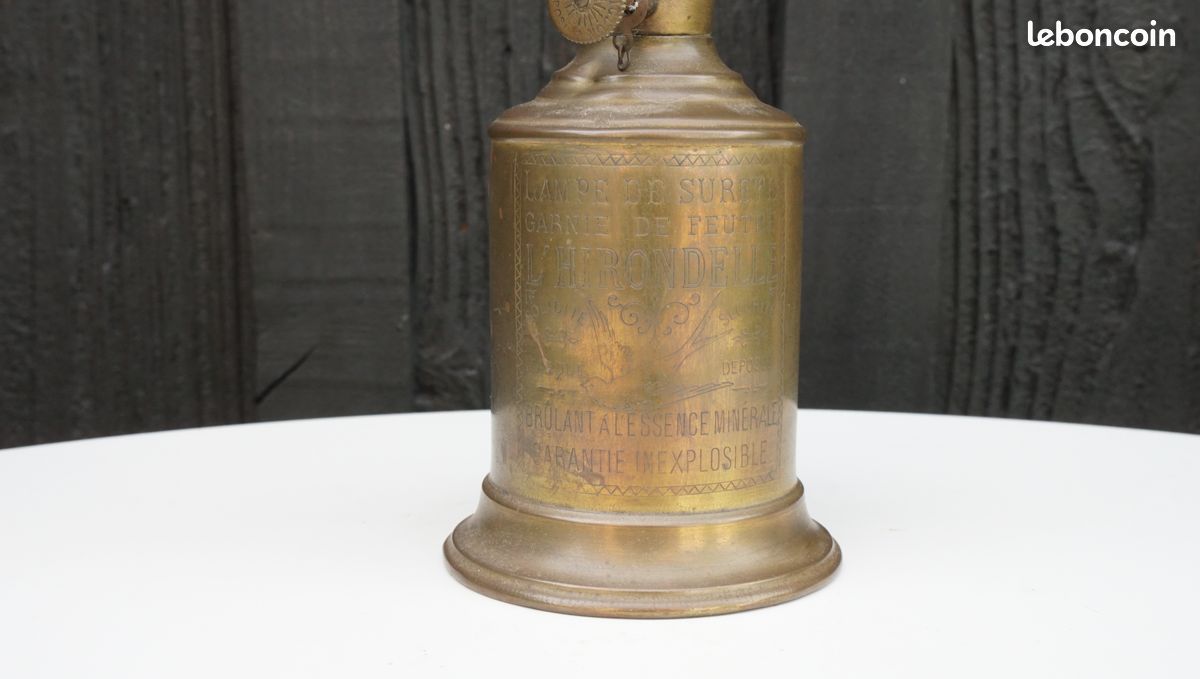 Vieux Réchaud Pigeon à Pétrole – Lampe/camping – Objet Militaire Ancien – France