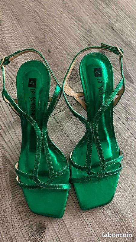 Escarpin vert (image 2)