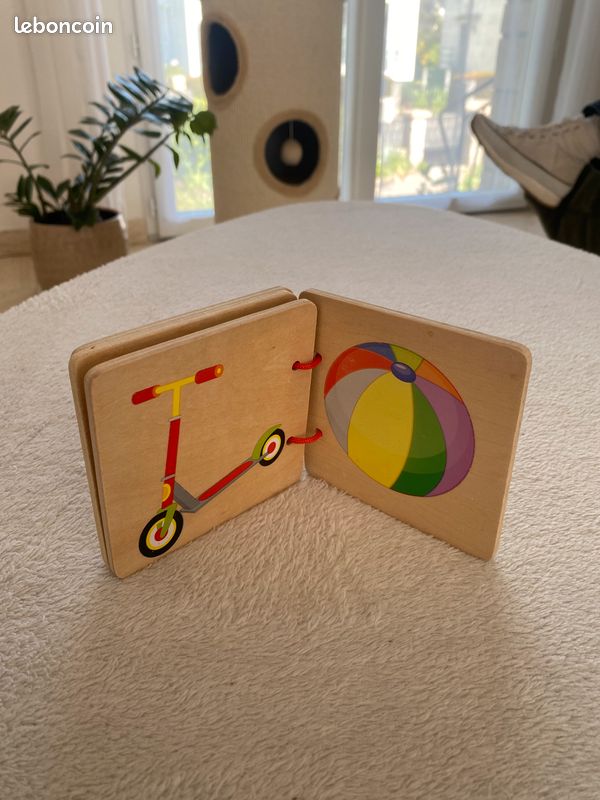 Livre en bois bébé avec images (image 4)