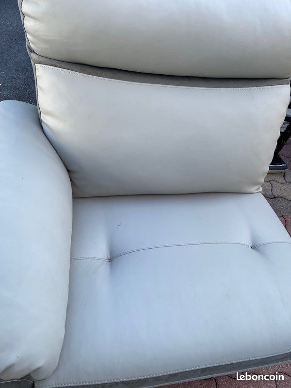 Fauteuil relaxe (image 2)