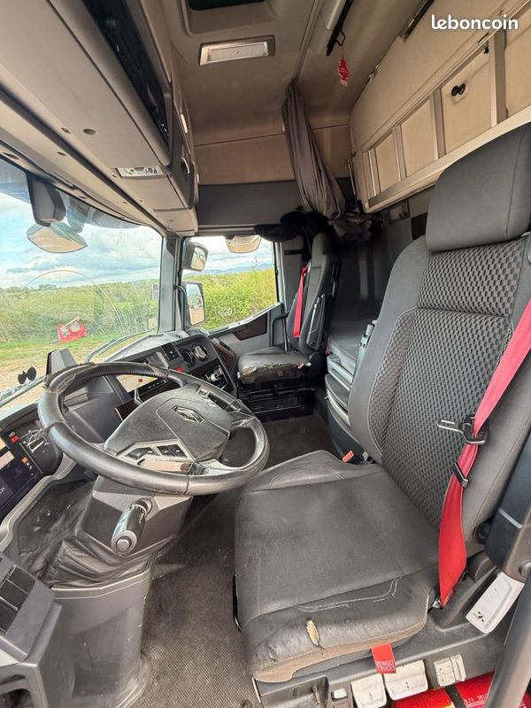 Renault T520 High Tracteur (image 9)