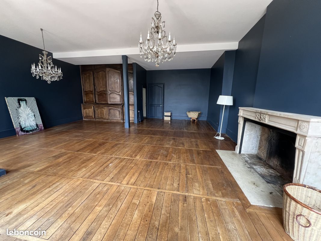 Maison 5 pièces 264 m² · à Nevers · 264 m² · 335 000 €