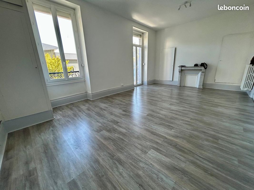 Appartement 2 pièces 60 m² · à Clermont-Ferrand · 60 m² · 550 €/mois
