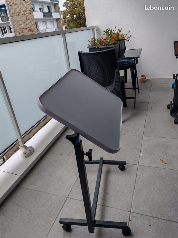 Table de lit (image 3)
