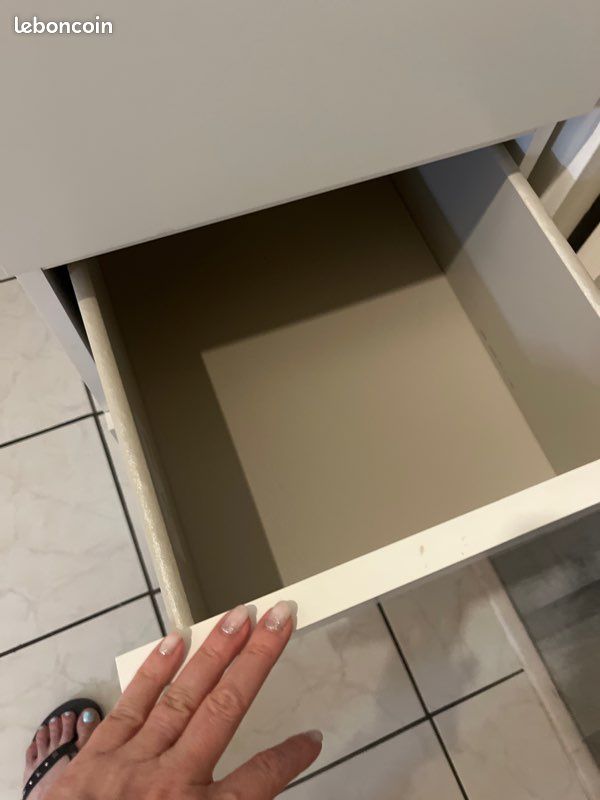 Commode (image 4)