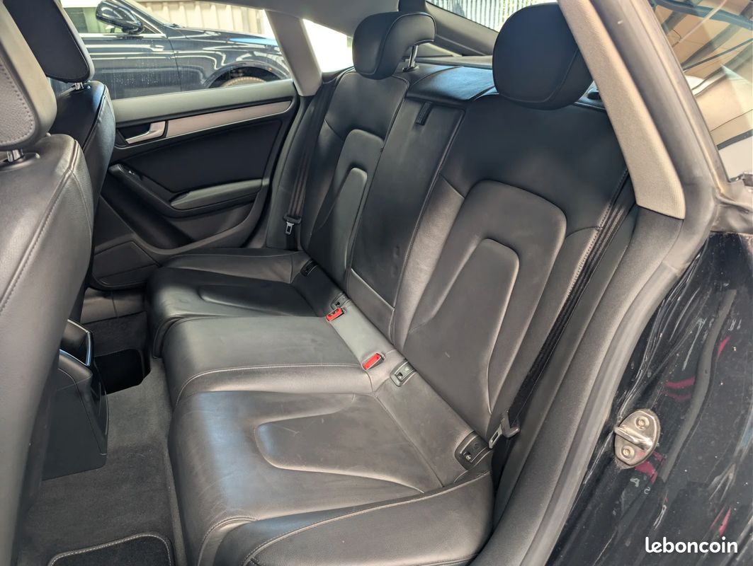 AUDI A5 SPORTBACK 2.0 TDI 136ch Ambiente - Intérieur cuir - Régulateur de vitesse - Clim auto (image 11)
