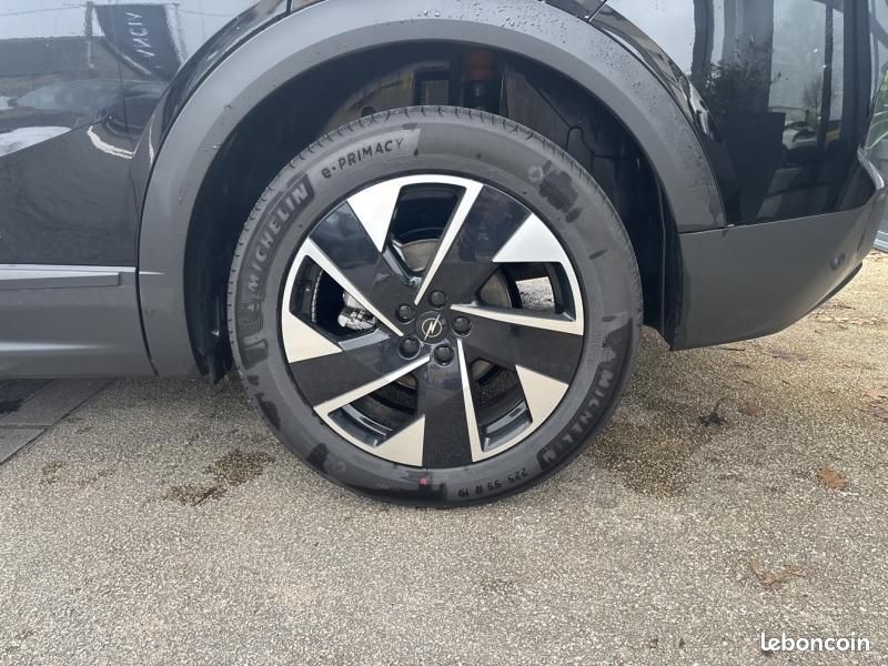 Opel Grandland 1.2 Turbo Hybrid 145ch GS e-DCT6 (image 23)