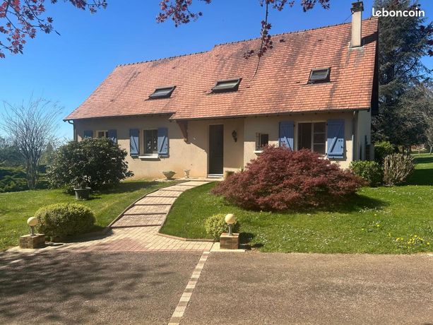 Maison 5 pièces 210 m²