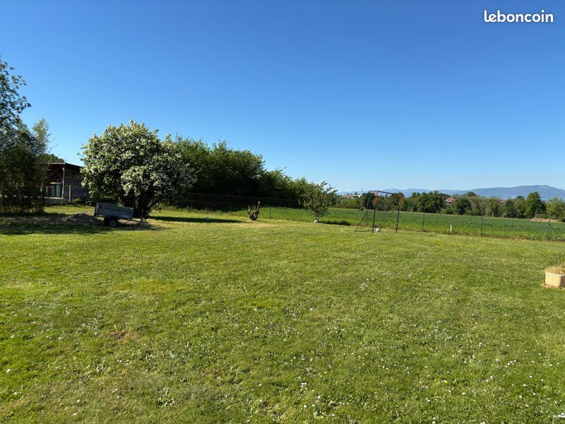 Terrain 800 m2 Les Abrets en Dauphiné · 98 000 €