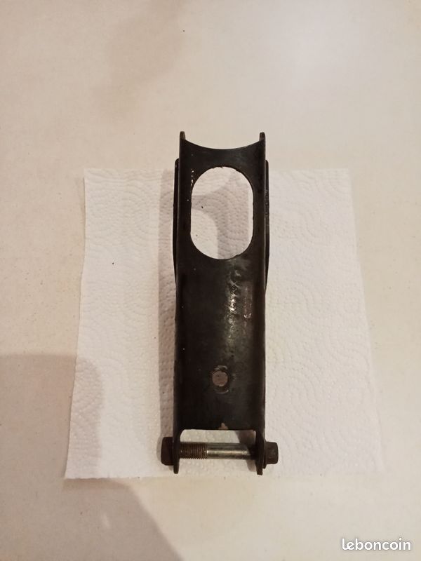 Support cadre moteur Ténéré xt 600 (image 1)