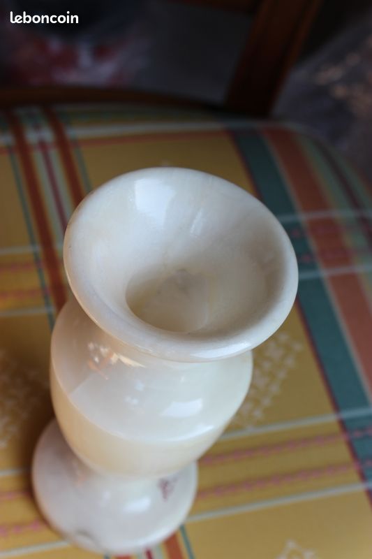 Vase tulipe ou amphore Alfaro marbre beige onyx poli décor fleur (image 4)