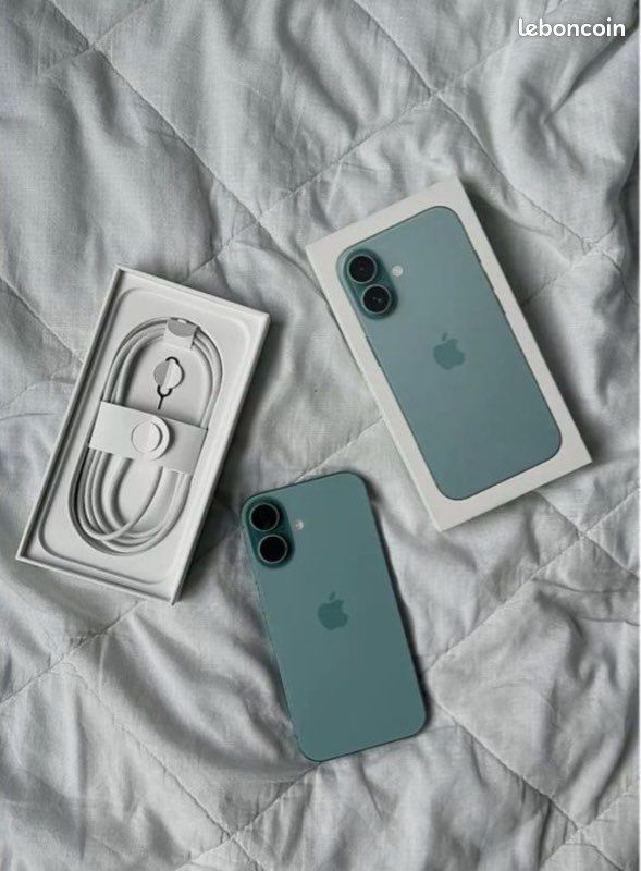 IPhone 16 vert 128 go (image 1)