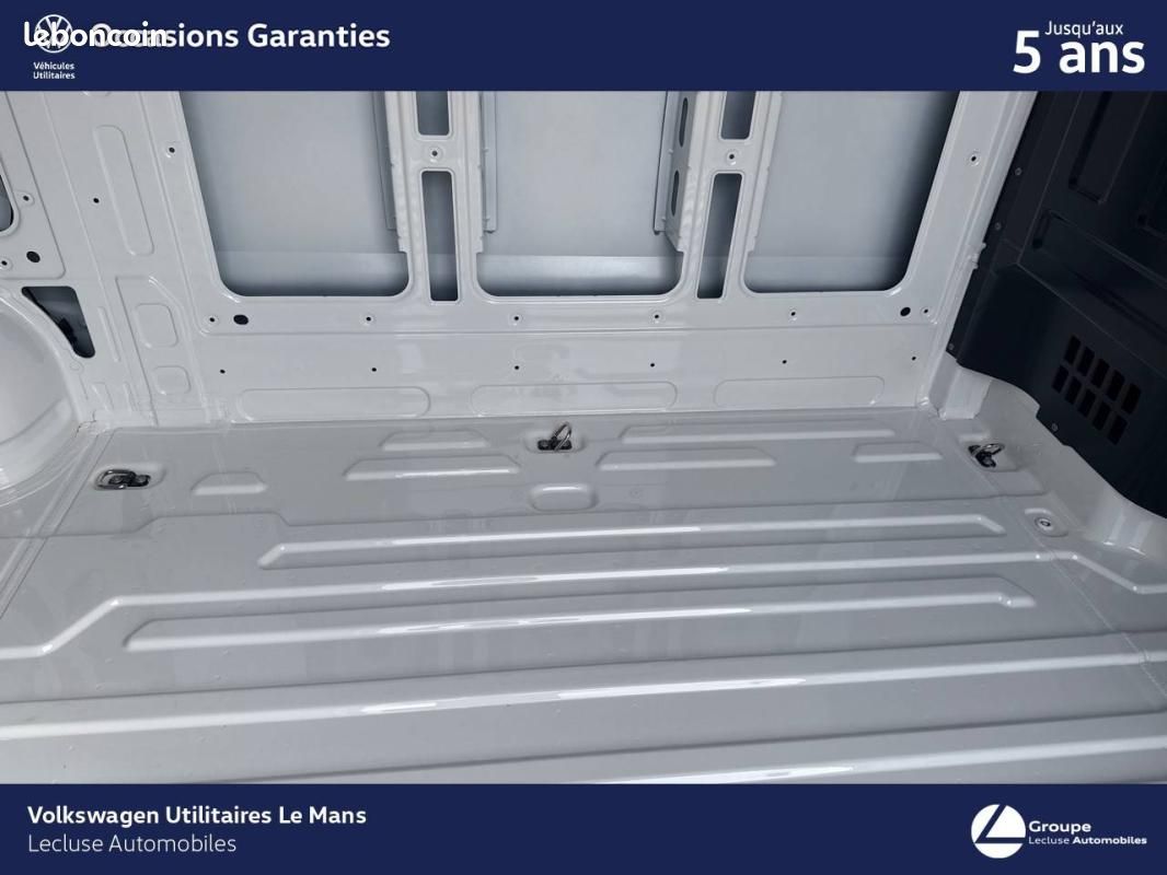 Volkswagen Crafter VAN 35 L3H3 2.0 TDI 140 CH BVA8 BUSINESS (image 18)