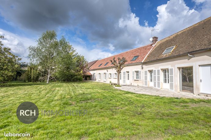 Maison 7 pièces 210 m²