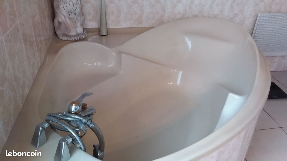 Baignoire d'angle (image 3)