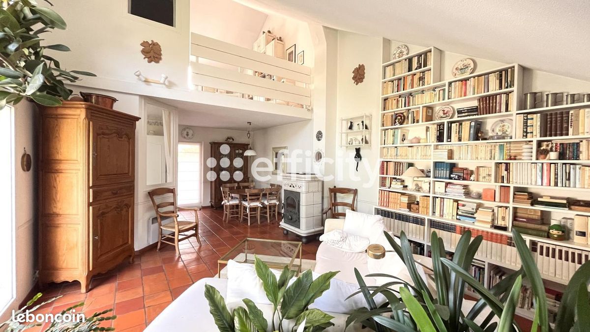 Maison 6 pièces 108 m² · à Jouy-le-Moutier · 108 m² · 300 000 €
