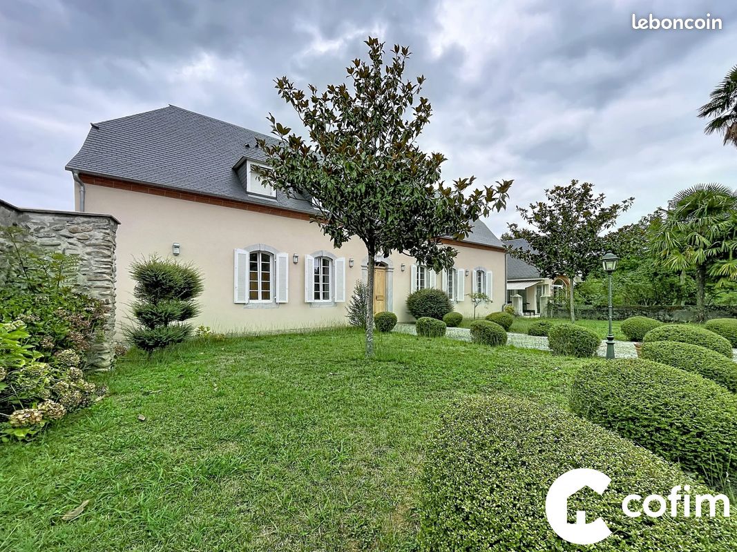 Maison 6 pièces 250 m² · à Allier · 250 m² · 753 000 €