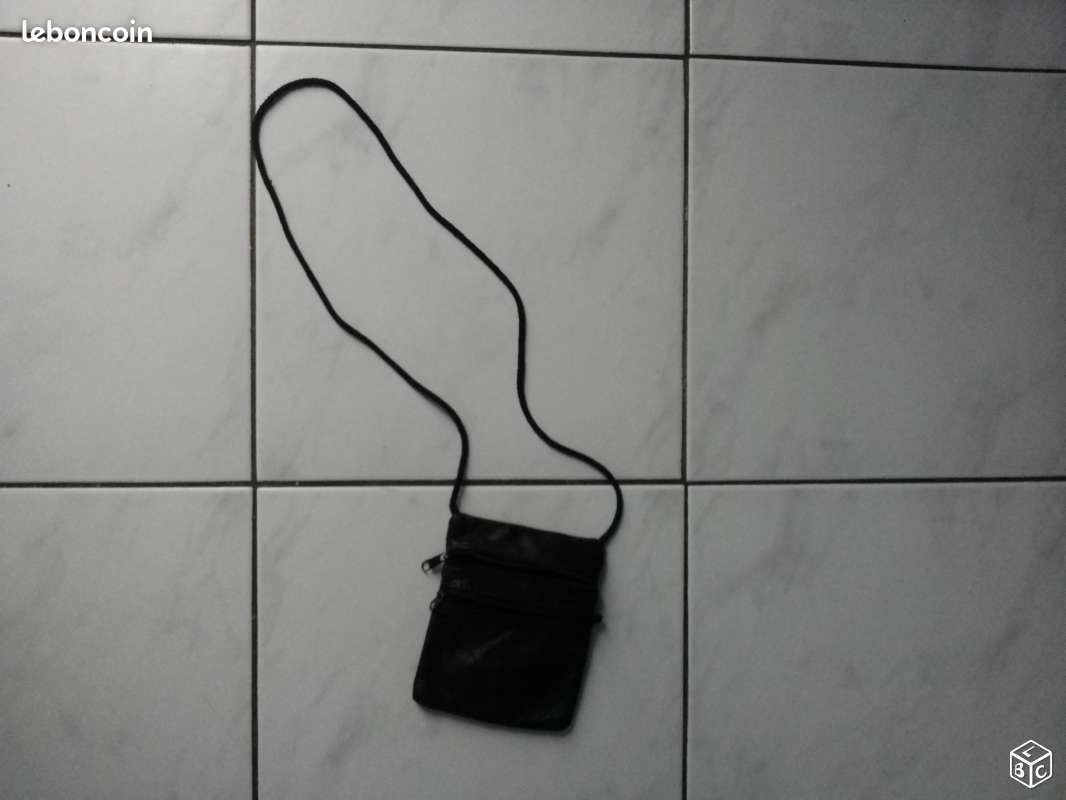 Pochette (image 1)