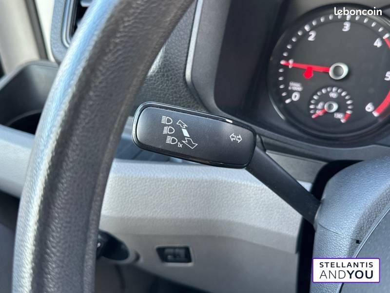 Volkswagen Crafter FOURGON VAN 35 L3H3 2.0 TDI 177 CH BVA BUSINESS (image 18)