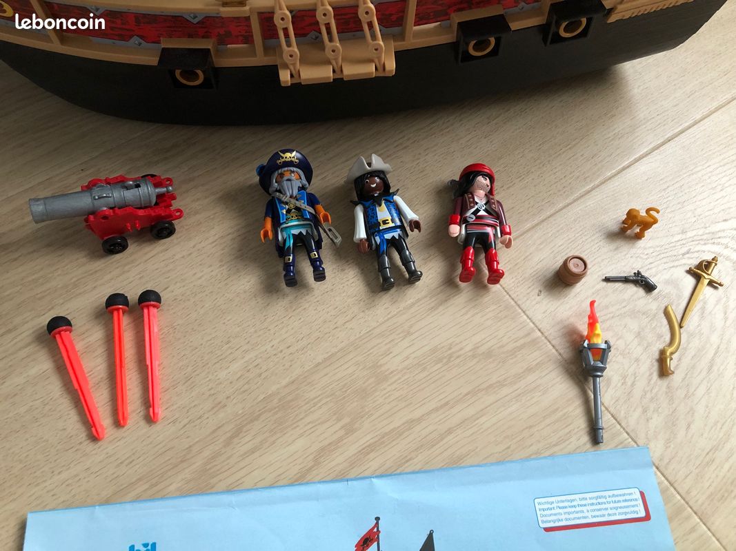 Playmobil Bateau de pirates 6678 - Jeux & Jouets