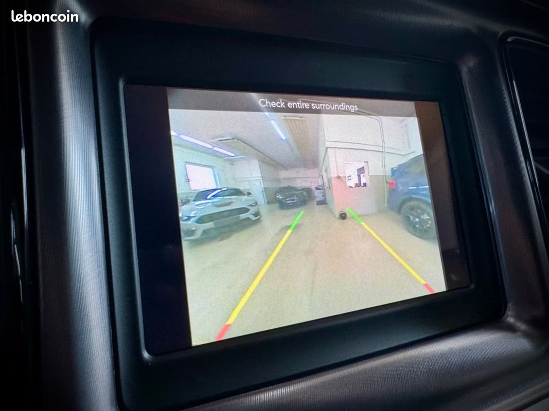 Dodge CHALLENGER R/T 5.7 V8 HEMI 381 ch – Toit ouvrant – CarPlay – Cuir intégral (image 8)