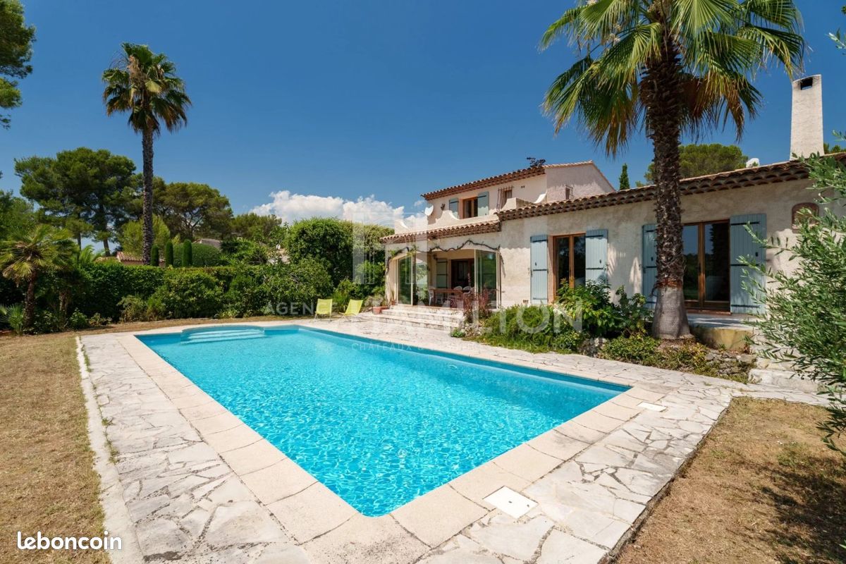 Maison 5 pièces 145 m² · à Valbonne · 145 m² · 1 170 000 €