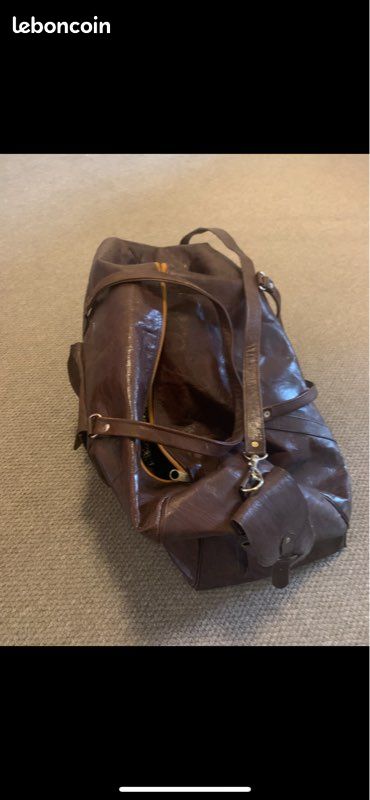 Sac de voyage et sacoche fait mains vrai cuir (image 2)