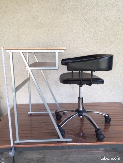 Bureau + chaise à roulettes - excellent état (image 3)