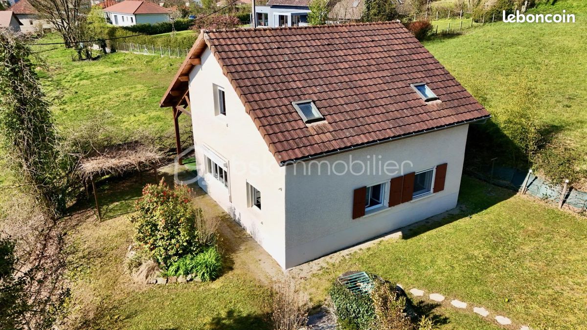 Maison 7 pièces 152 m² · à Le Pont-de-Beauvoisin · 152 m² · 308 000 €