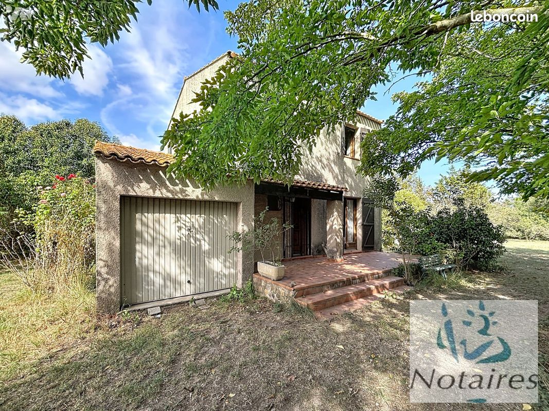 Maison 4737 m² · à Arles · 4 737 m² · 350 000 €