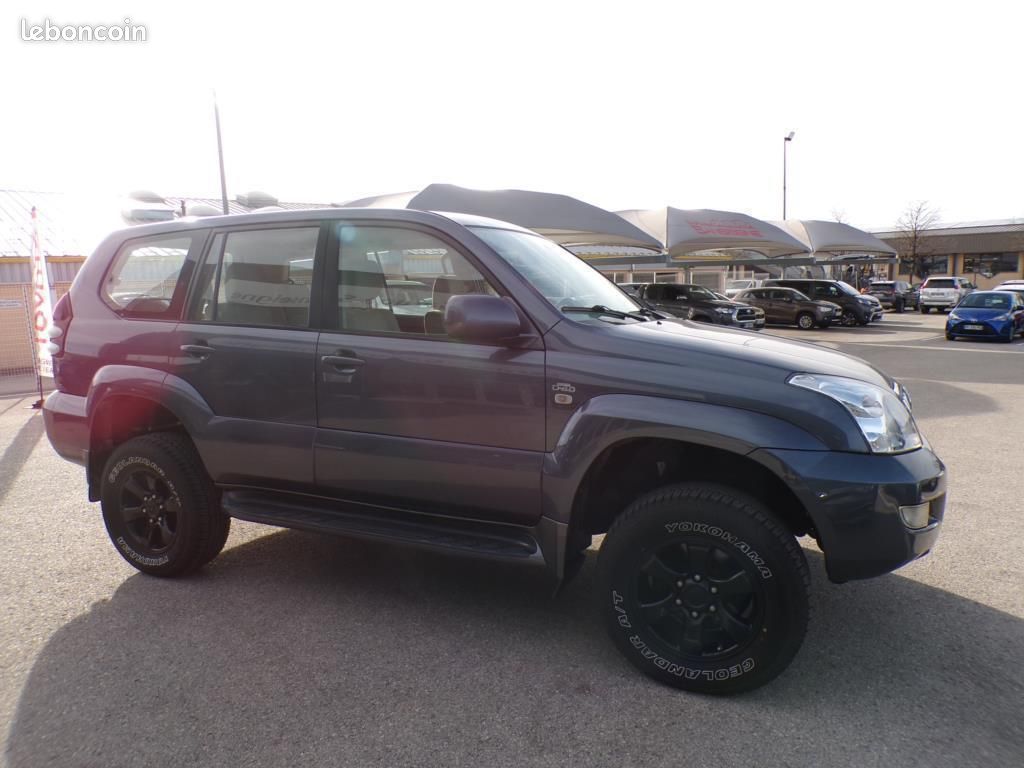 Toyota Land Cruiser VX 3.0 D-4D 165 BVA (image 4)