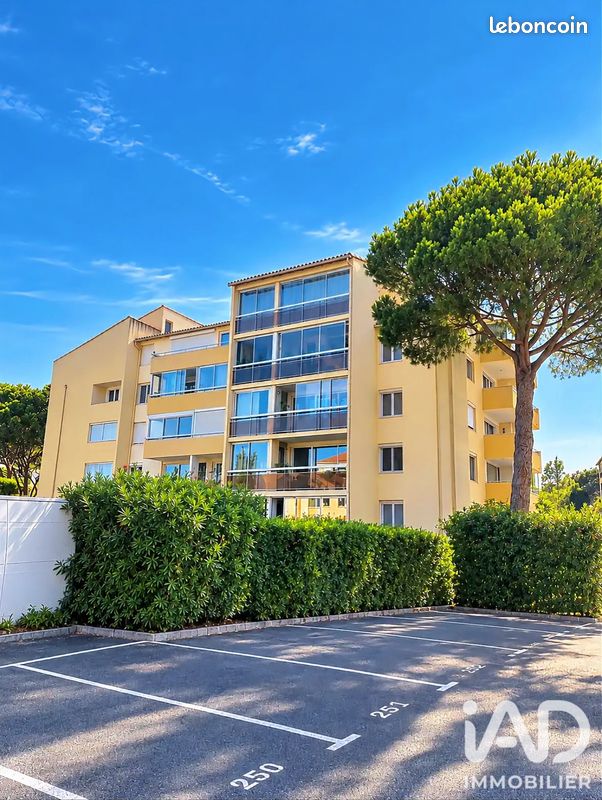 Appartement 3 pièces 70 m² · à Fréjus · 70 m² · 259 000 €