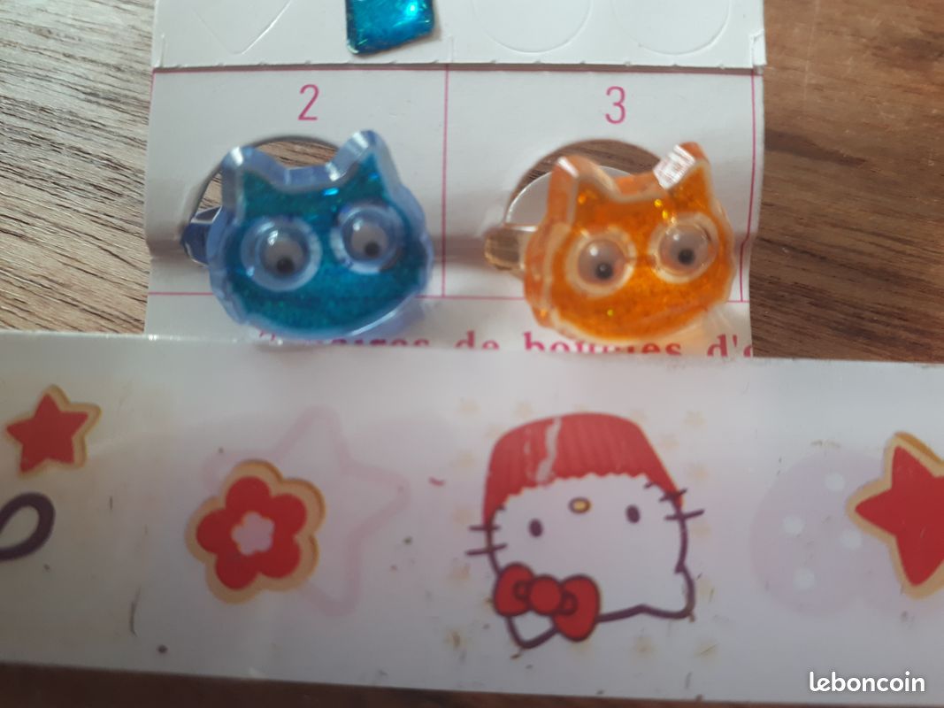 Trousse et accessoires hello kitty (image 8)