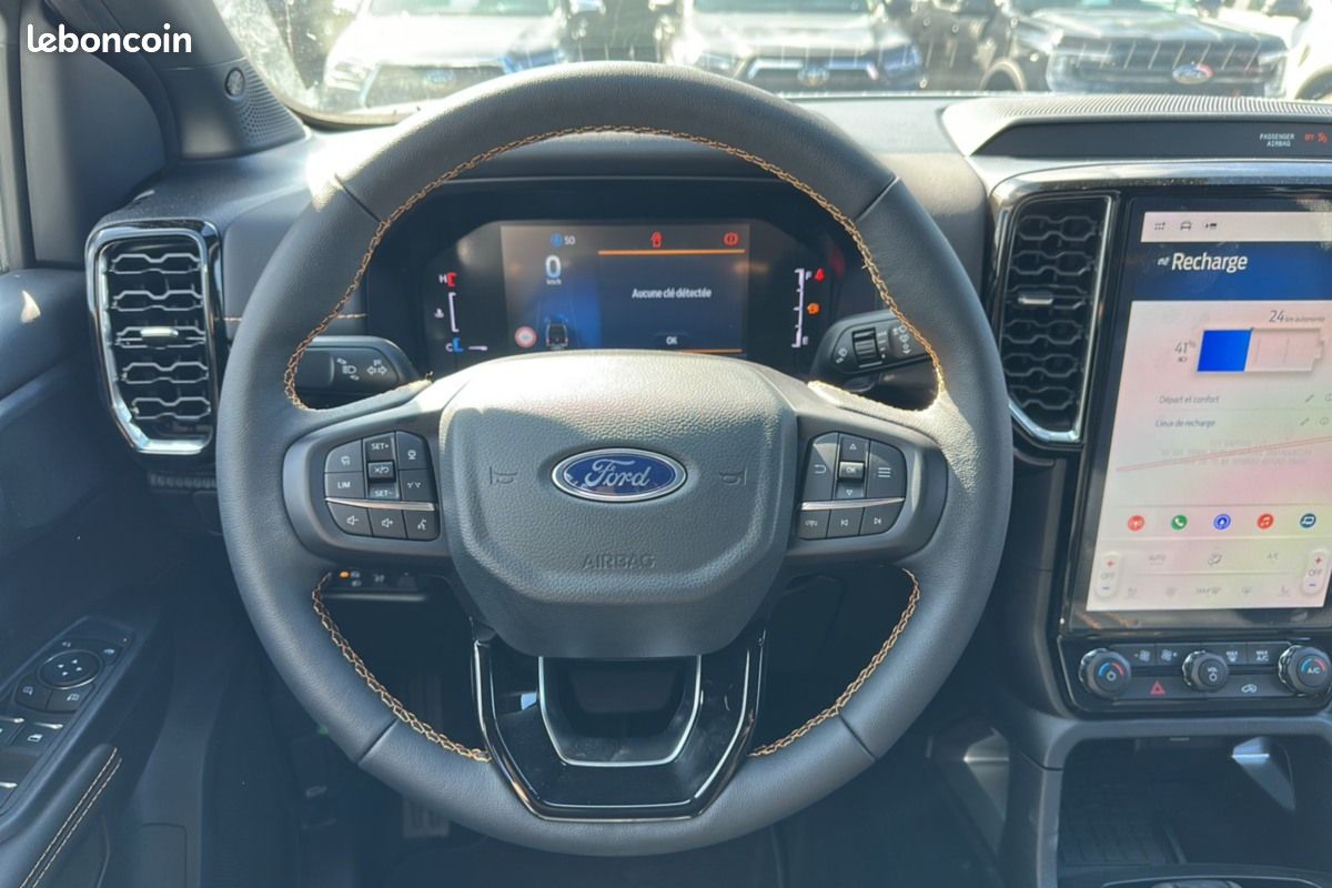 Ford Ranger 2.3 PHEV 281 WILDTRAK PLUS 4PL -17% (image 10)