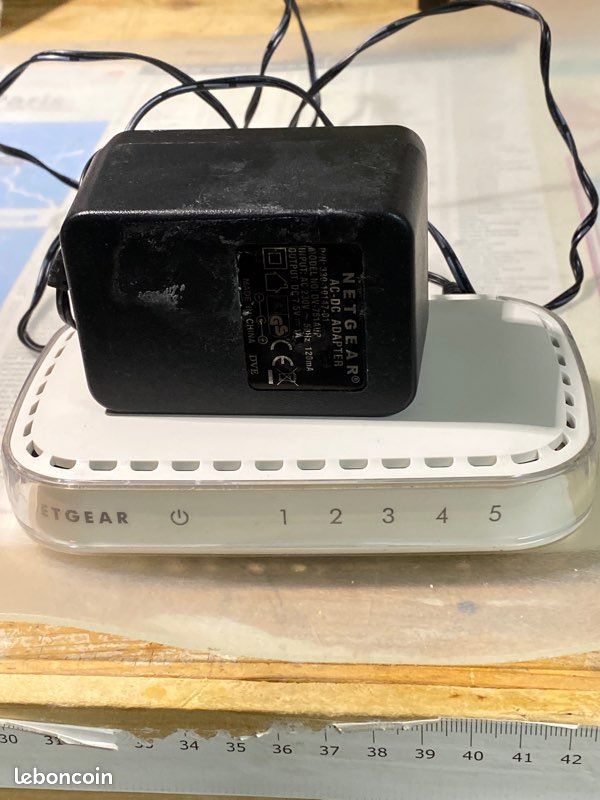 Switch Netgear (image 4)