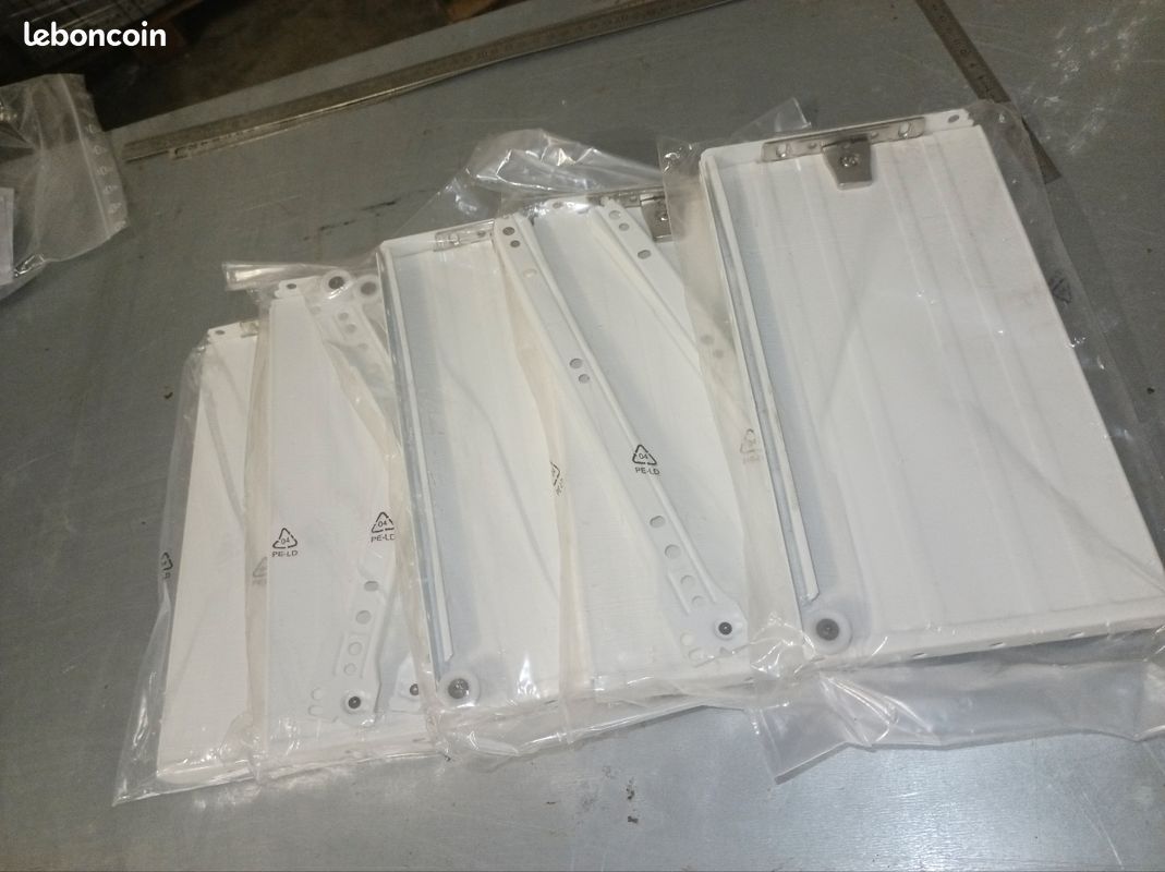 Lot de 5 coulisses pour 5 tiroirs NGV, cotes acier laque blanc. 150 profondeur 265 longeur (image 1)