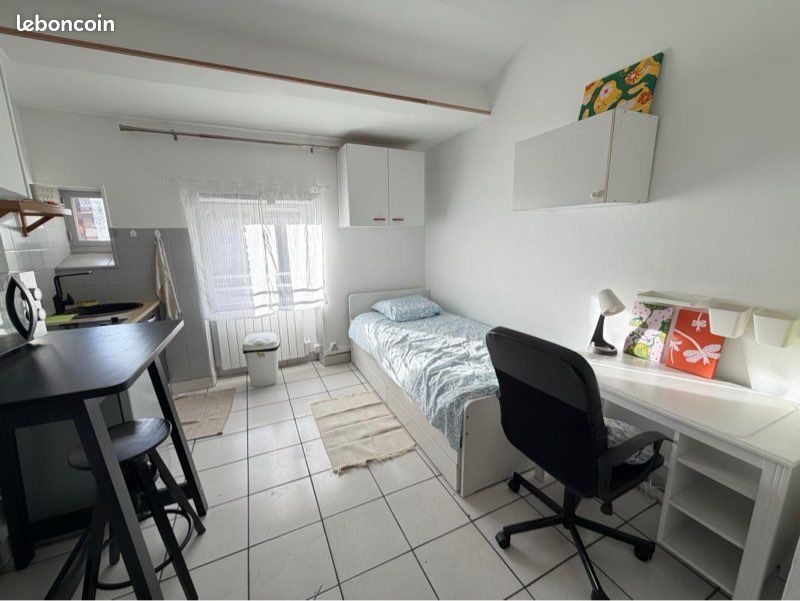 Appartement a louer saint-etienne - 1 pièce(s) - 18 m2 - Surfyn