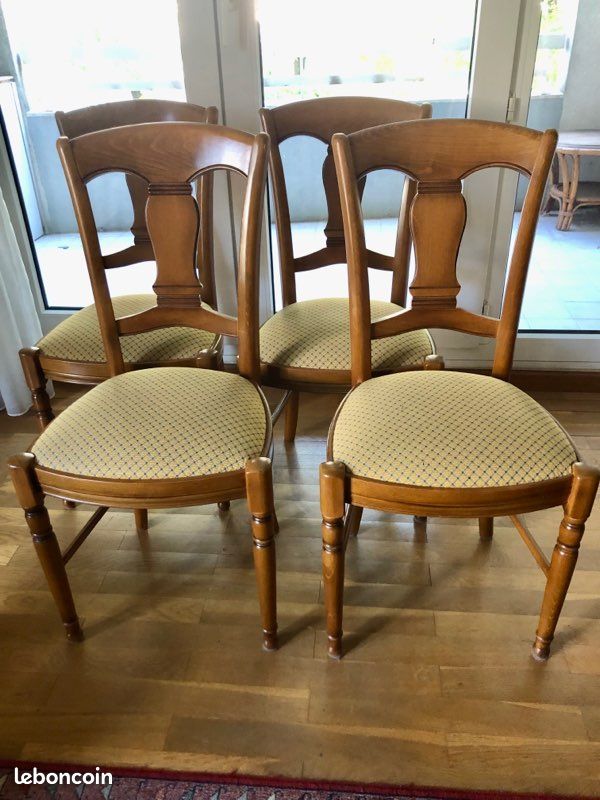 Lot 4 chaises (image 1)