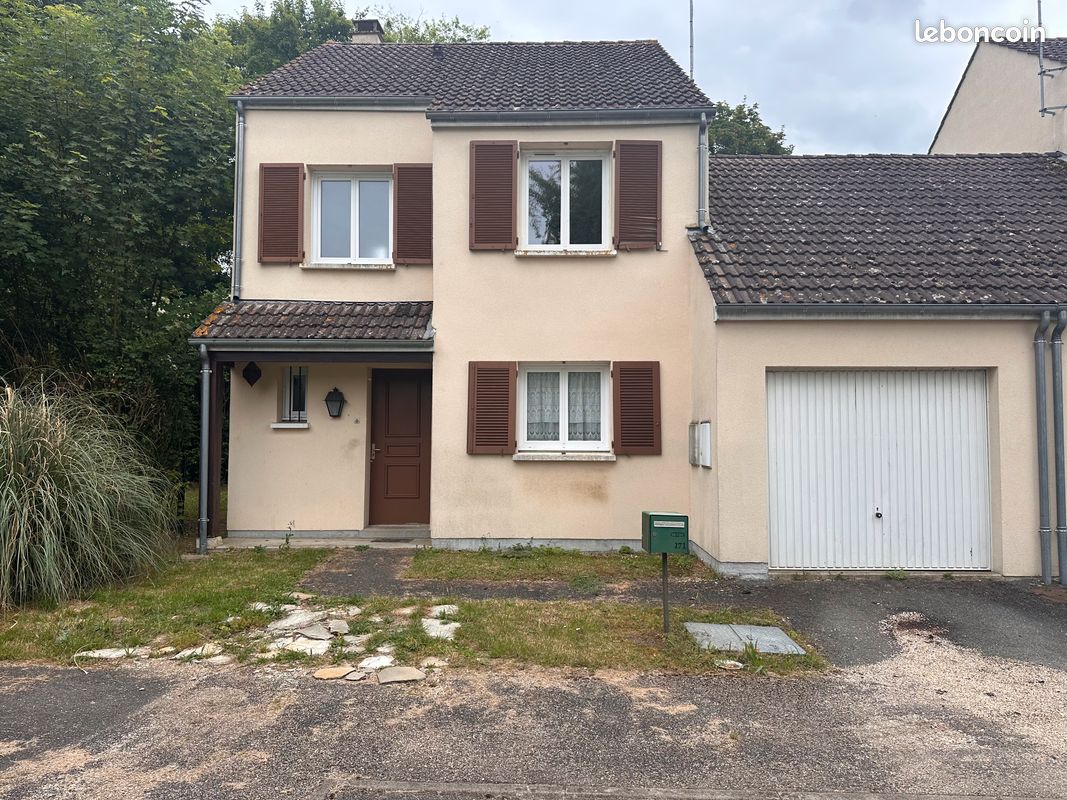 Maison 4 pièces 95 m² · à Amilly · 95 m² · 890 €/mois