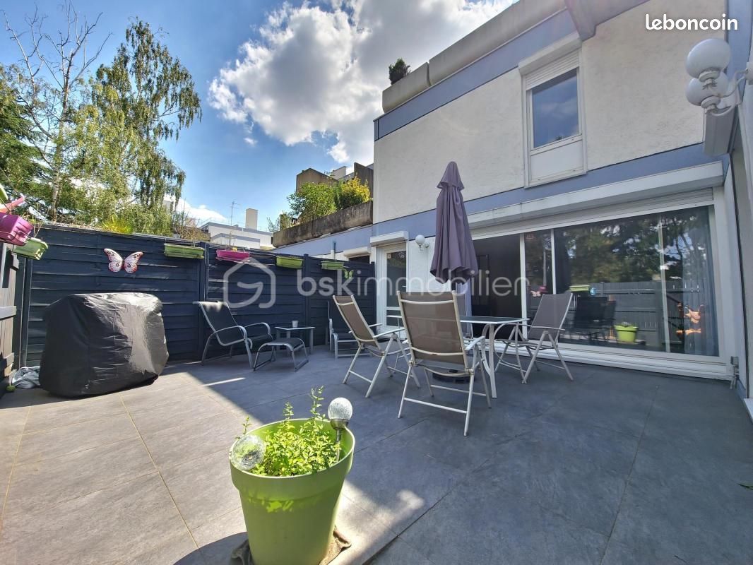 Appartement 5 pièces 99 m² · à Villepinte · 99 m² · 208 000 €