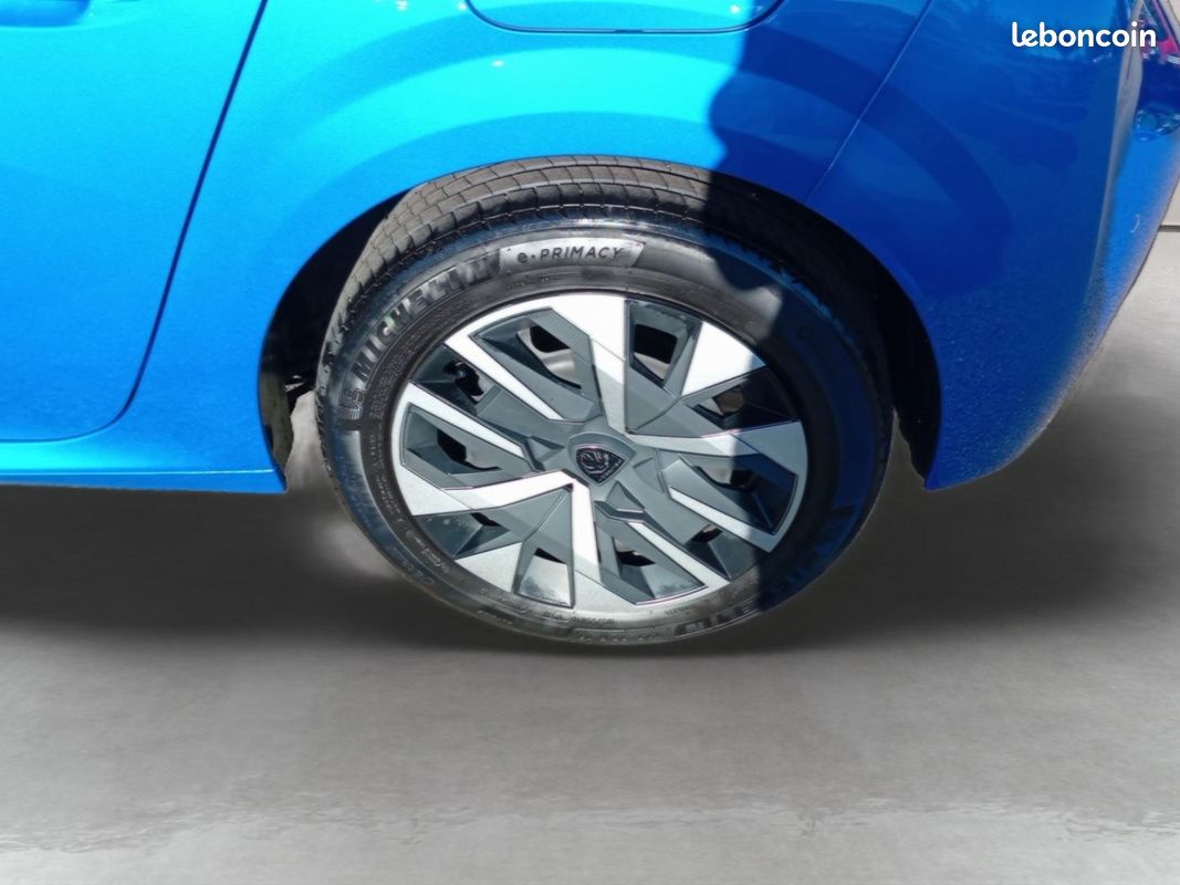Peugeot 208 1.2 PureTech 100ch S&S Active / Pack navigation (image 26)