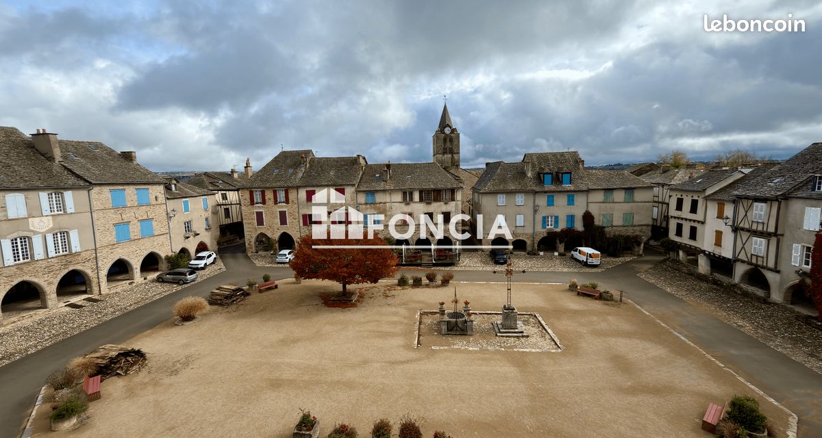 Maison 4 pièces 200 m² · à Sauveterre-de-Rouergue · 200 m² · 296 000 €