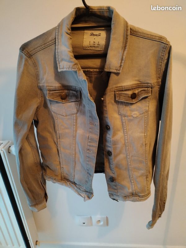 🩶 Veste en jean grise – style casual et tendance 👖✨ (image 2)