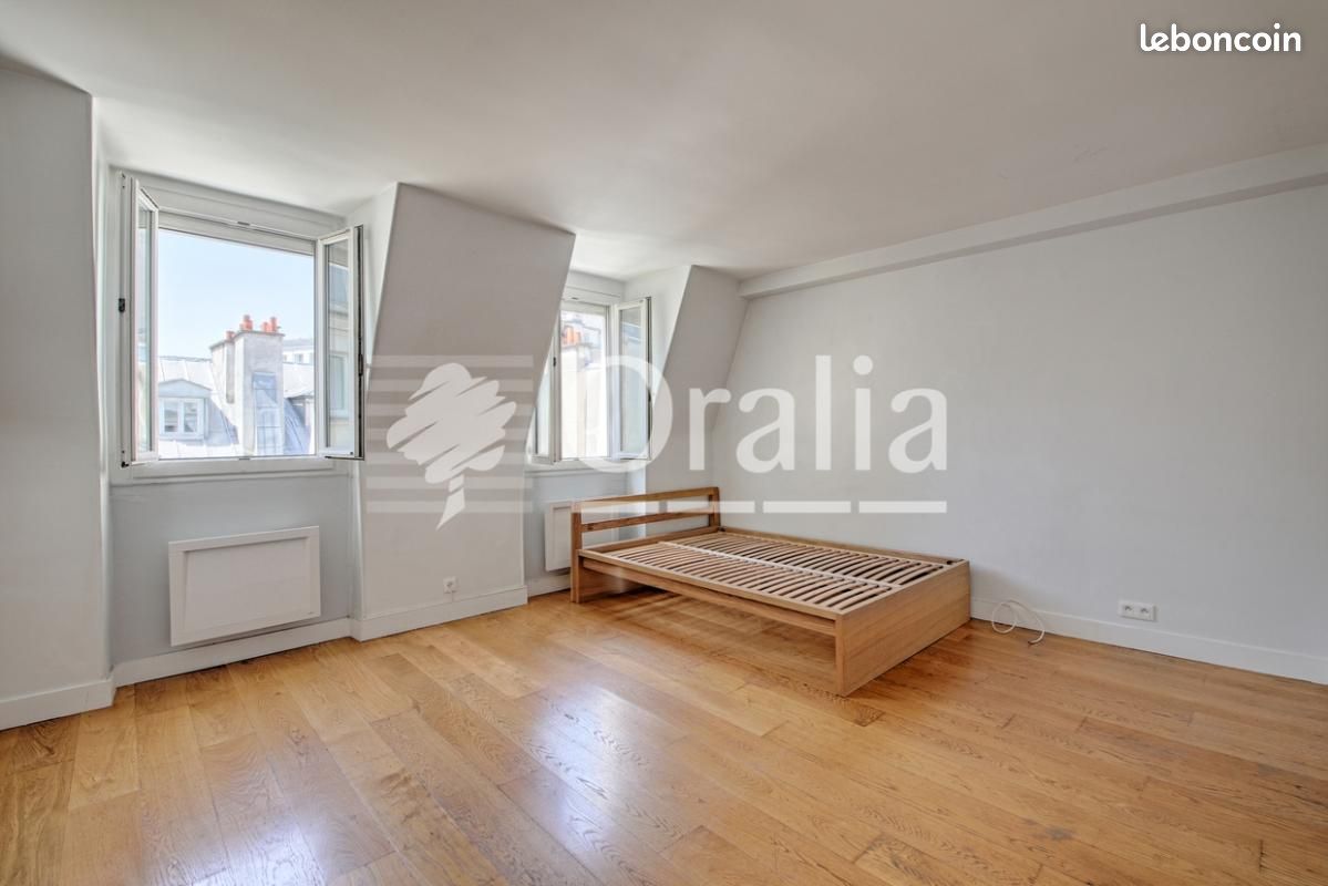 Appartement 1 pièce 28 m² · à Paris · 28 m² · 345 000 €