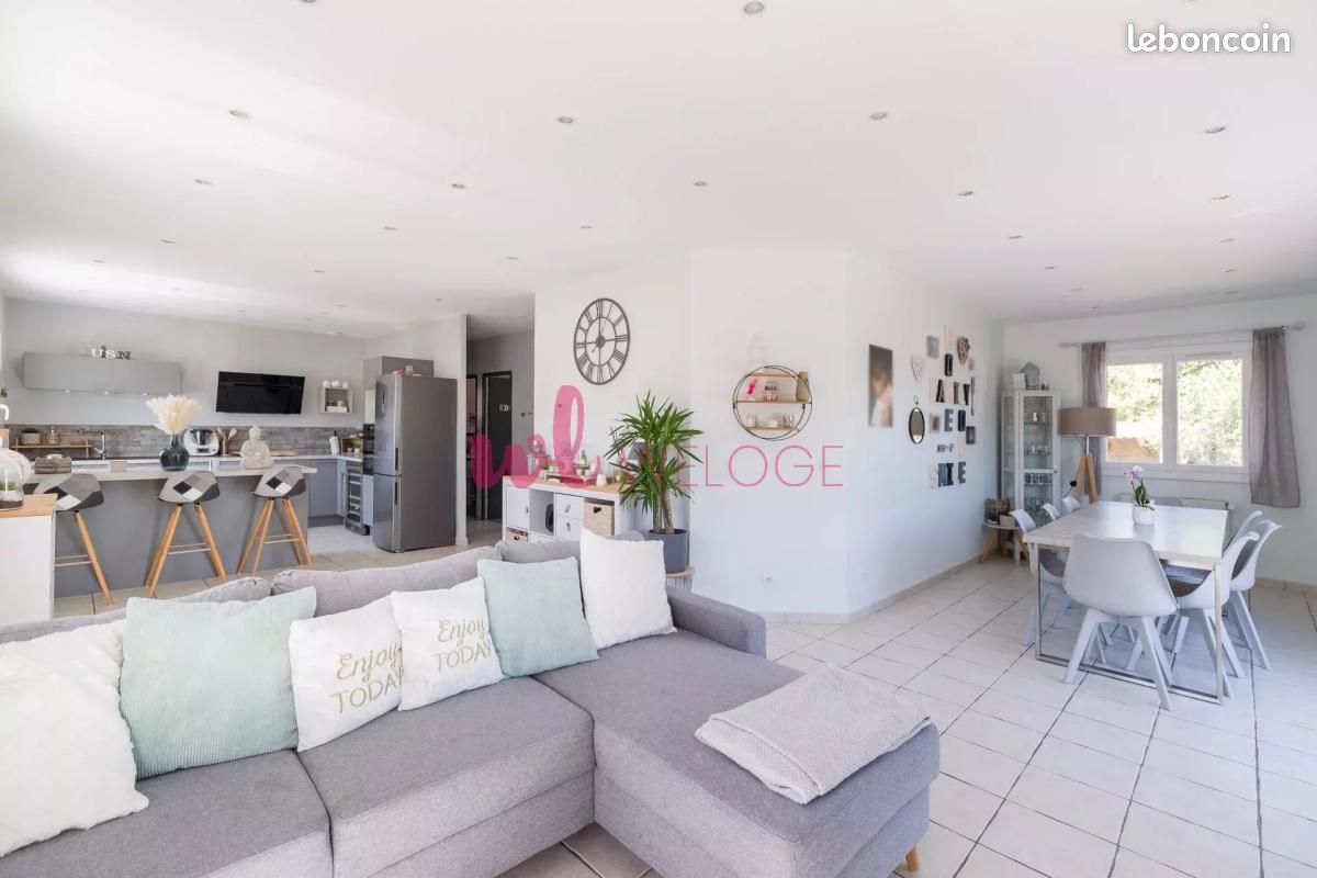 Maison 5 pièces 99 m² · à Pusignan · 99 m² · 350 000 €